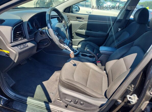 5NPD84LF4HH144828 2017 HYUNDAI ELANTRA Black Սալոնի դիմացի տեսք