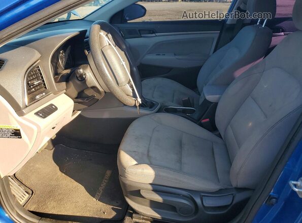 5NPD84LF4HH185590 2017 HYUNDAI ELANTRA Blue წინა სალონის ხედი