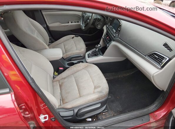 5NPD84LF4HH211704 2017 HYUNDAI ELANTRA Red Front interior view