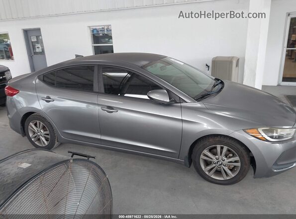 5NPD84LF4JH291477 2018 HYUNDAI ELANTRA Gray Rear interior view