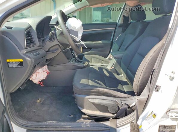 5NPD84LF4JH302199 2018 HYUNDAI ELANTRA White Vista interior delantera