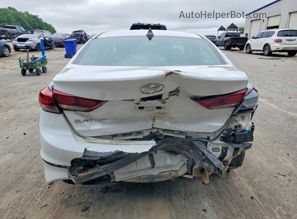 5NPD84LF4JH320833 2018 HYUNDAI ELANTRA Белый Вид сзади