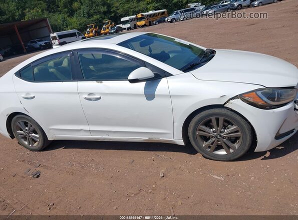 5NPD84LF4JH357784 2018 HYUNDAI ELANTRA Белый Вид задней части салона
