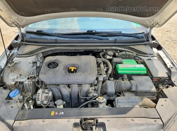 5NPD84LF4LH506715 2020 HYUNDAI ELANTRA Серебряный Вид задней части салона