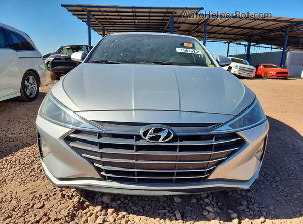 5NPD84LF4LH514572 2020 HYUNDAI ELANTRA Серебряный Вид спереди
