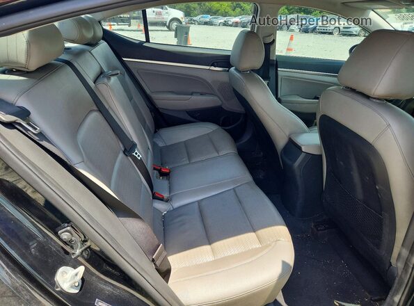 5NPD84LF4LH595685 2020 HYUNDAI ELANTRA Black Rear seats view