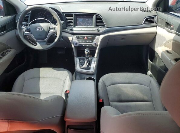5NPD84LF5HH005565 2017 HYUNDAI ELANTRA Red Widok deski rozdzielczej