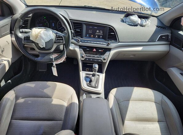 5NPD84LF5HH008837 2017 HYUNDAI ELANTRA Blue Dashboard view