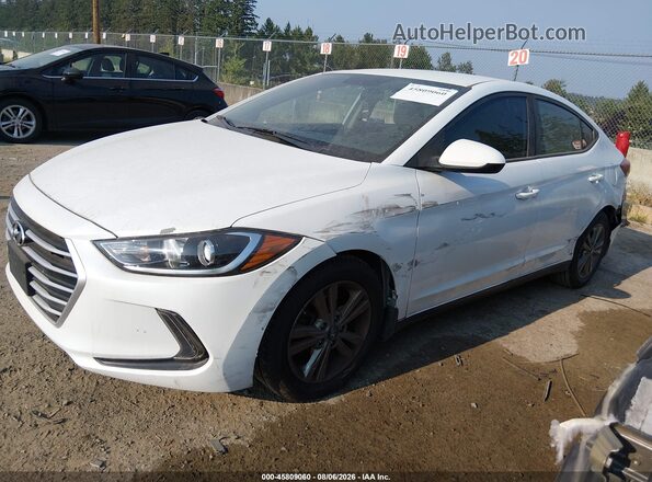 5NPD84LF5HH015772 2017 HYUNDAI ELANTRA White 360 interior view