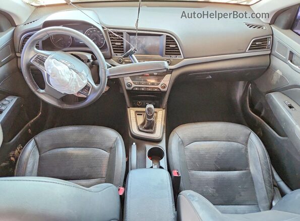 5NPD84LF5HH040249 2017 HYUNDAI ELANTRA White Widok deski rozdzielczej
