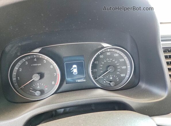 5NPD84LF5HH040249 2017 HYUNDAI ELANTRA White Widok zestawu wskaźników