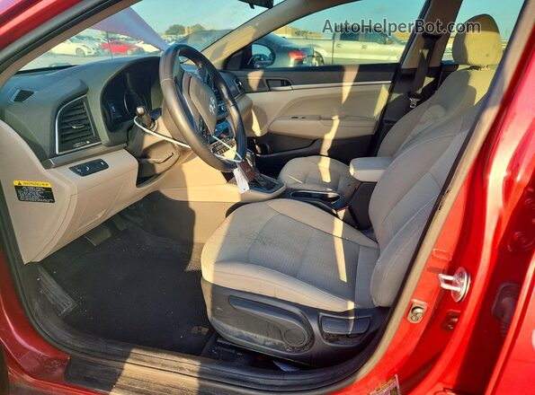 5NPD84LF5HH067225 2017 HYUNDAI ELANTRA Красный Вид салона спереди