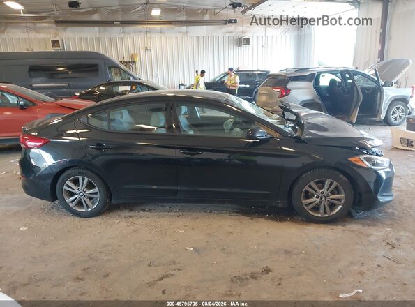 5NPD84LF5HH097356 2017 HYUNDAI ELANTRA Black უკანა სალონის ხედი