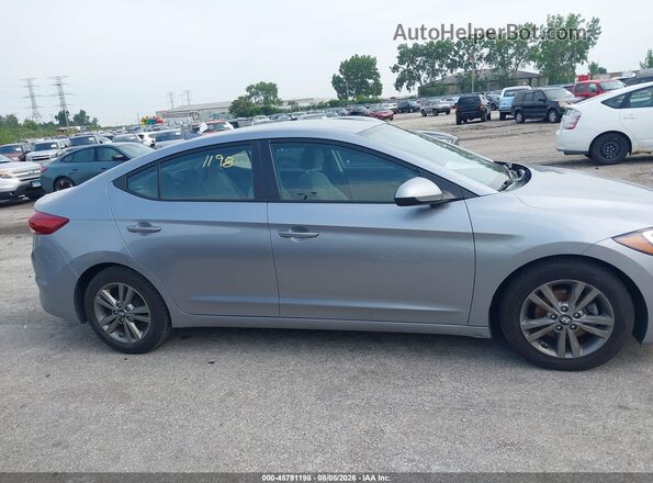 5NPD84LF5HH122269 2017 HYUNDAI ELANTRA Silver Սալոնի հետևի տեսք