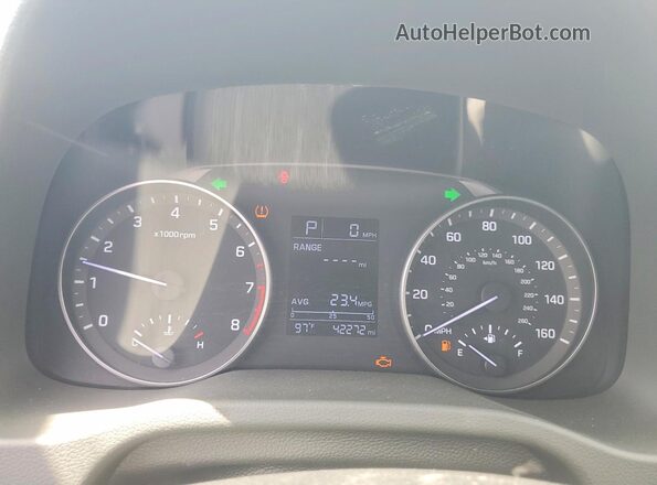 5NPD84LF5HH138147 2017 HYUNDAI ELANTRA Silver Vista del cuadro de instrumentos
