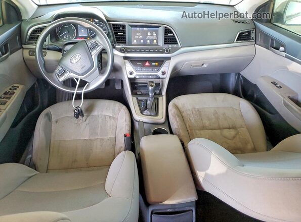 5NPD84LF5JH217937 2018 HYUNDAI ELANTRA Silver Dashboard view