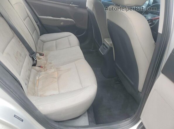 5NPD84LF5JH222636 2018 HYUNDAI ELANTRA Серебряный Вид задних сидений