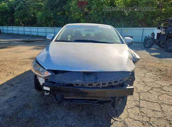 5NPD84LF5JH242577 2018 HYUNDAI ELANTRA Silver Widok z przodu