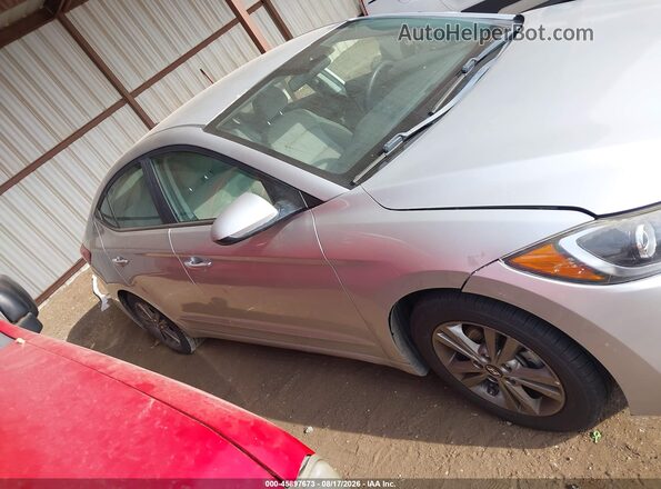 5NPD84LF5JH257354 2018 HYUNDAI ELANTRA Silver Rear interior view