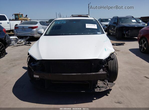 5NPD84LF5JH261551 2018 HYUNDAI ELANTRA White Rear interior view