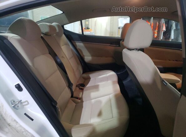 5NPD84LF5JH265373 2018 HYUNDAI ELANTRA White Вид задніх сидінь