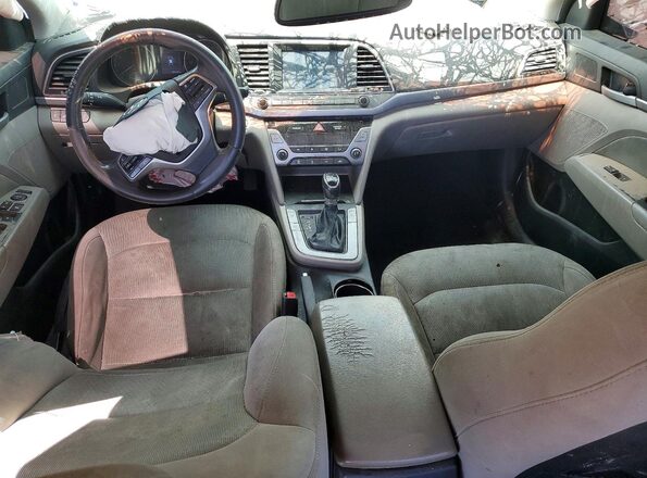 5NPD84LF5JH266314 2018 HYUNDAI ELANTRA Черный Вид панели приборов