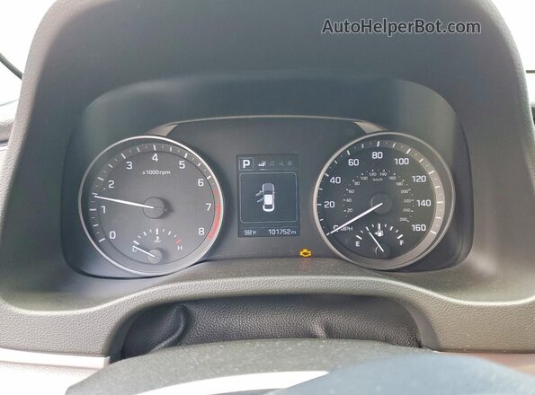 5NPD84LF5JH266555 2018 HYUNDAI ELANTRA Silver ხელსაწყოთა პანელის ხედი