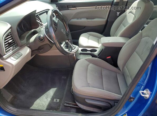 5NPD84LF5JH288717 2018 HYUNDAI ELANTRA Blue Вид салону спереду