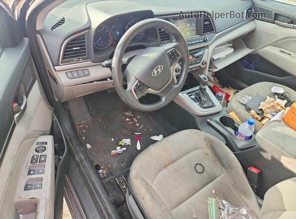 5NPD84LF5JH311719 2018 HYUNDAI ELANTRA Gray Dashboard view