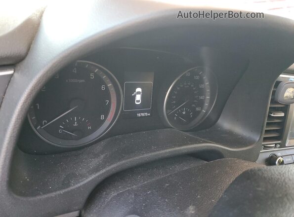 5NPD84LF5JH319724 2018 HYUNDAI ELANTRA Black Instrument cluster view