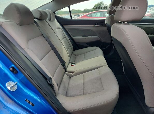 5NPD84LF5JH334272 2018 HYUNDAI ELANTRA Blue Widok tylnych siedzeń