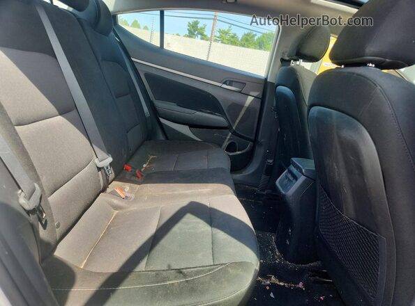 5NPD84LF5JH367580 2018 HYUNDAI ELANTRA Silver Հետևի նստատեղերի տեսք