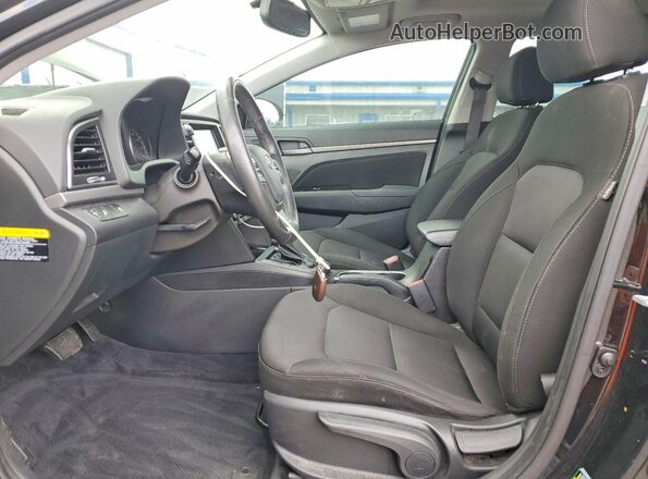 5NPD84LF5JH383598 2018 HYUNDAI ELANTRA Black წინა სალონის ხედი