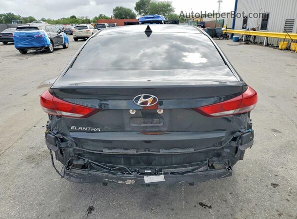 5NPD84LF5JH383598 2018 HYUNDAI ELANTRA Black უკანა ხედი