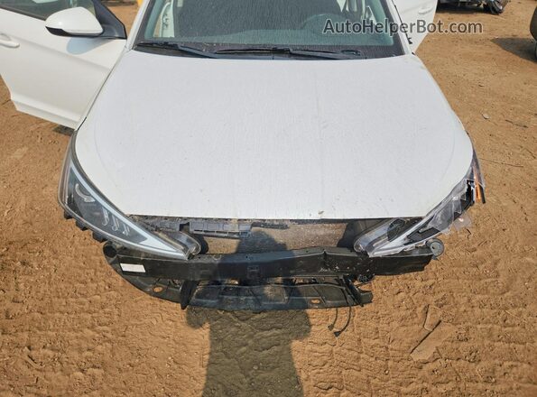 5NPD84LF5LH504553 2020 HYUNDAI ELANTRA White Вид задньої частини салону