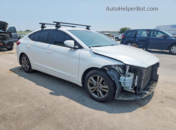 5NPD84LF6HH000391 2017 HYUNDAI ELANTRA White Передня права чверть
