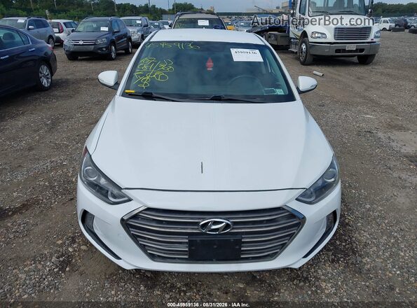 5NPD84LF6HH005381 2017 HYUNDAI ELANTRA Белый Вид щитка приборов