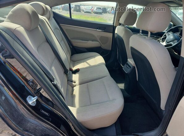 5NPD84LF6HH009446 2017 HYUNDAI ELANTRA Black Вид задніх сидінь