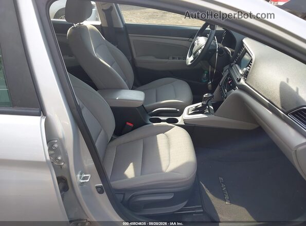 5NPD84LF6HH015456 2017 HYUNDAI ELANTRA Silver Vista interior delantera