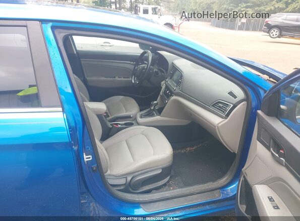 5NPD84LF6HH060400 2017 HYUNDAI ELANTRA Синий Вид салона спереди
