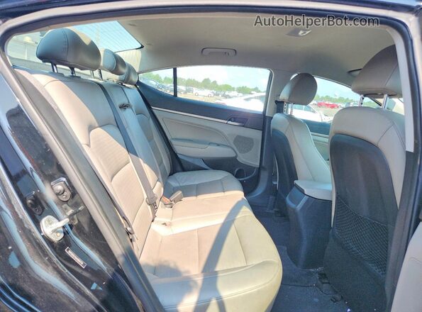 5NPD84LF6HH060770 2017 HYUNDAI ELANTRA Black Widok tylnych siedzeń