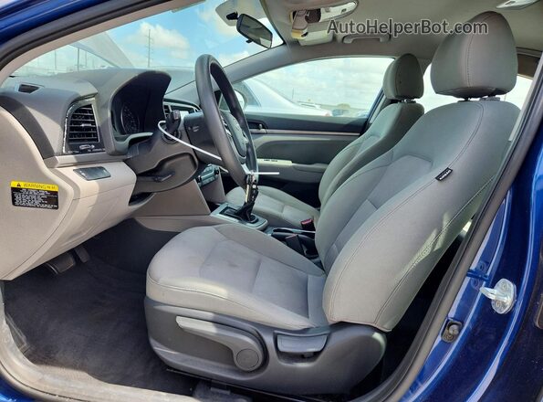 5NPD84LF6HH091453 2017 HYUNDAI ELANTRA Blue Widok wnętrza z przodu