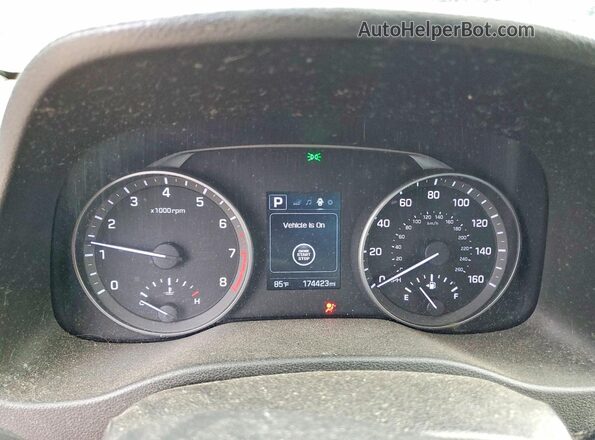 5NPD84LF6HH156592 2017 HYUNDAI ELANTRA Silver Սարքավորումների վահանակի տեսք