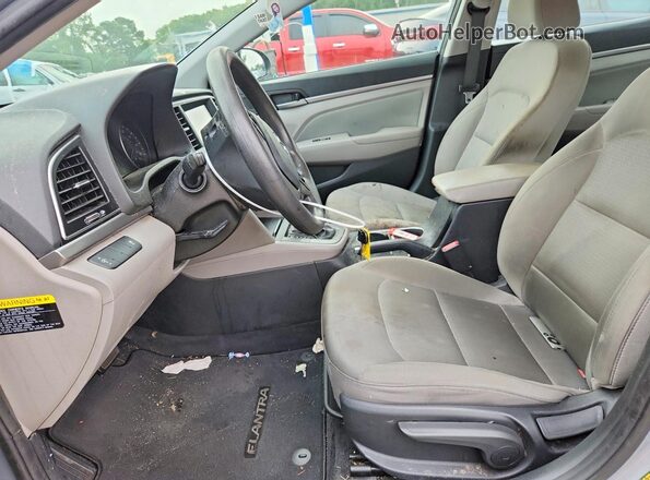 5NPD84LF6HH177670 2017 HYUNDAI ELANTRA Silver Вид салону спереду