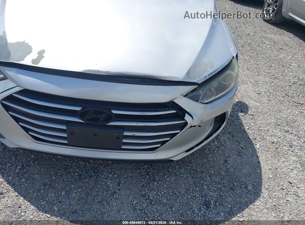 5NPD84LF6JH221429 2018 HYUNDAI ELANTRA Серебряный Вид спереди