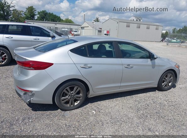 5NPD84LF6JH221429 2018 HYUNDAI ELANTRA Серебряный Вид задней части салона