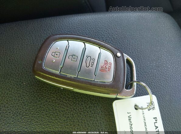 5NPD84LF6JH264488 2018 HYUNDAI ELANTRA White Вид панелі приладів