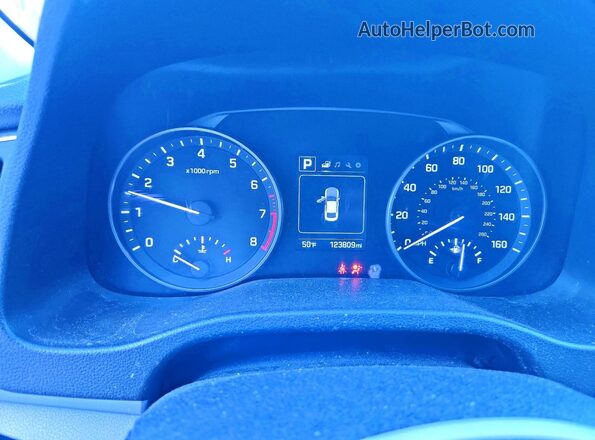 5NPD84LF6JH295739 2018 HYUNDAI ELANTRA Red ხელსაწყოთა პანელის ხედი