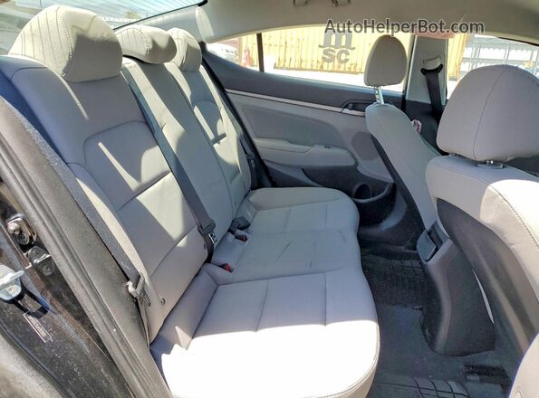 5NPD84LF6JH353901 2018 HYUNDAI ELANTRA Black Rear seats view