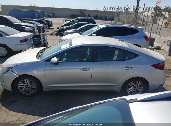 5NPD84LF6KH413127 2019 HYUNDAI ELANTRA Silver Սալոնի 360 աստիճան տեսք